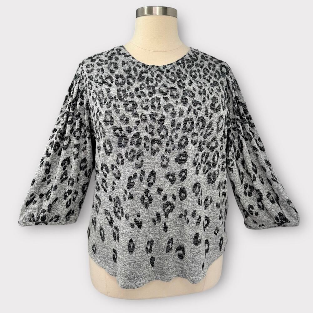 Chicos Animal Print Puff Sleeve Knit Top Size 4 XXL 2X Gray Black